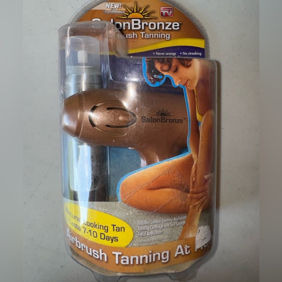 New Salon Bronze Airbrush Tanning Kit With Spray Gun - Picture 2 of 4